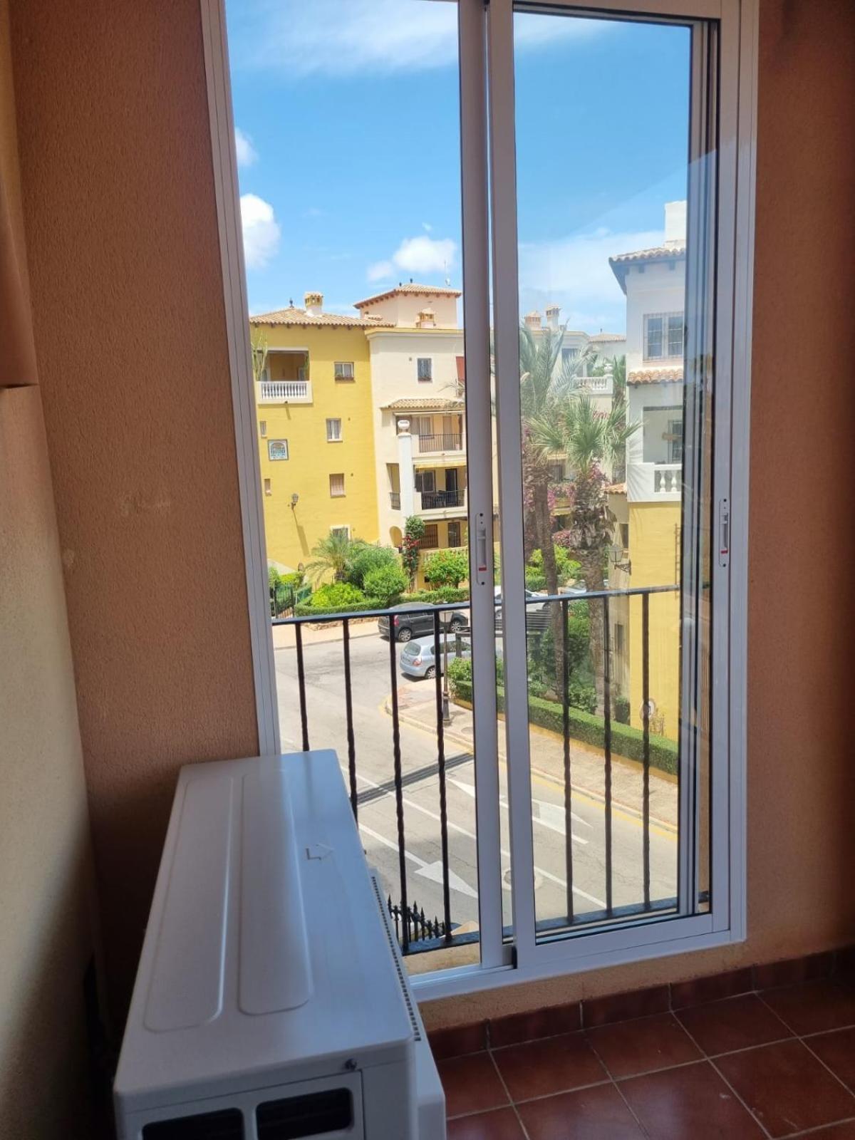 Apartment Summer Vibes Torrevieja Esterno foto